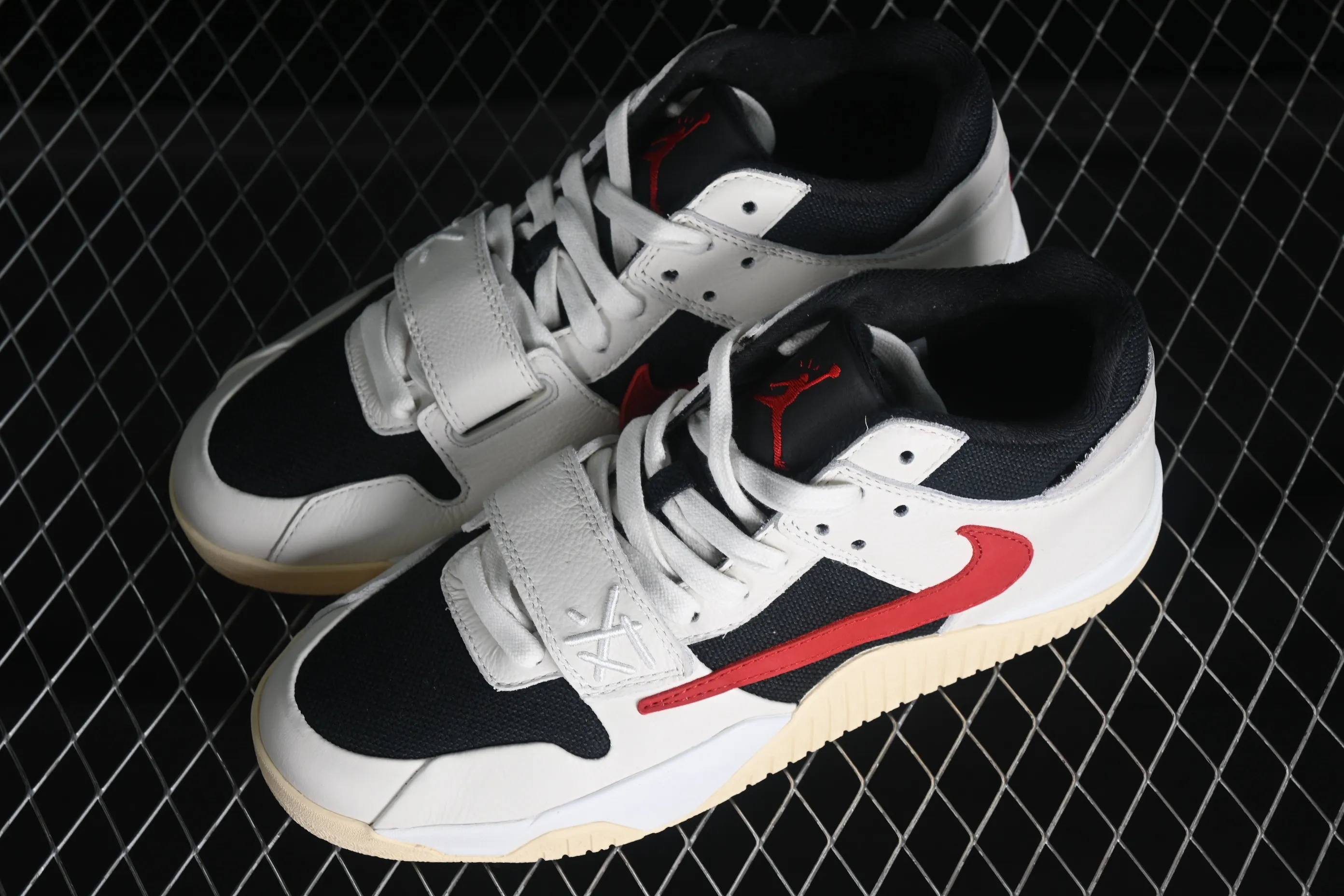 All categories Air Jordan Jordan series basketball shoes Air Jordan 1 Low Pure original Travis Scott x Jordan Jumpman Jack TR "University Red" AJ1 Joe 1 hook and loop fashion basketball shoes FZ8117-101
